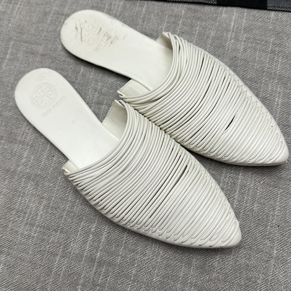 Tory Burch Sienna Flat Slide Mule Mestico in White - Picture 3 of 8